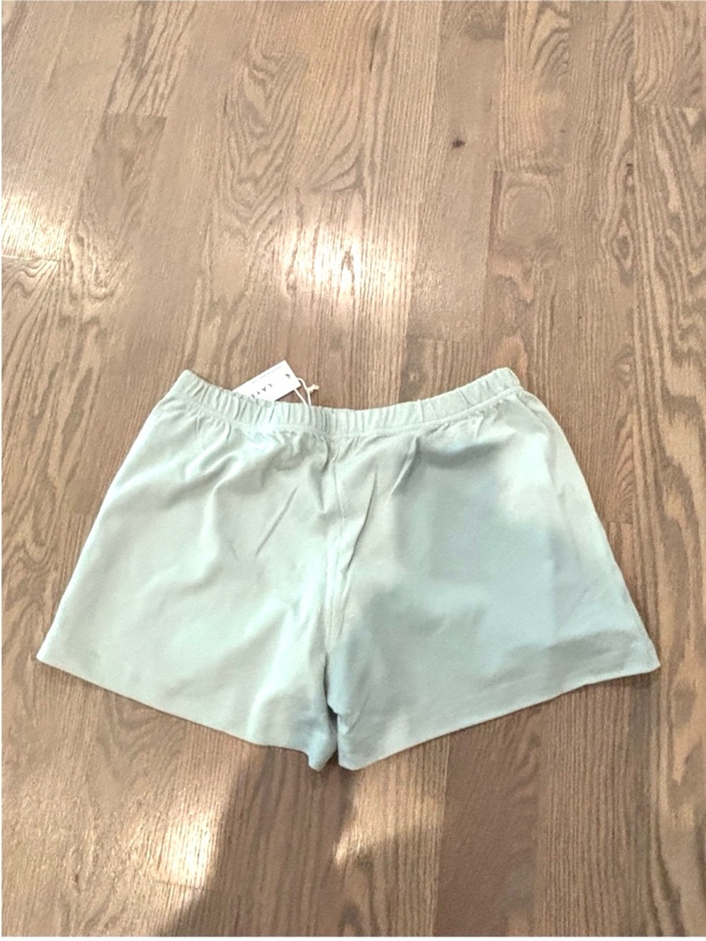 Layere 100% Organic Cotton Shorts Pistachio Cream M NWT - Picture 7 of 8